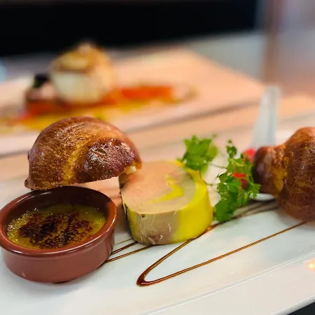 Au Coeur Des Bulles 4* Loches-sur-Ource