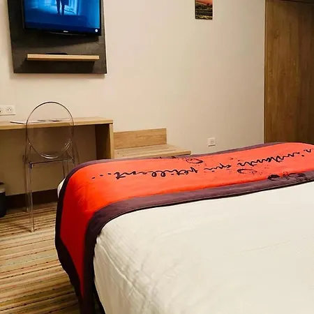 Hotel Au Coeur Des Bulles Loches-sur-Ource