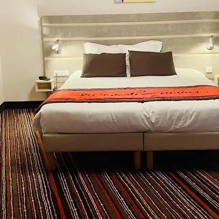 Au Coeur Des Bulles Hotel Loches-sur-Ource