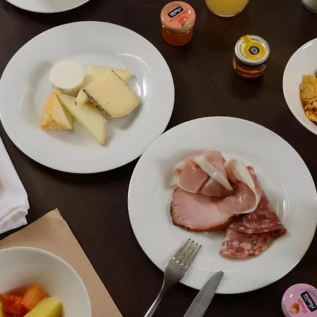 Au Coeur Des Bulles 4* Loches-sur-Ource