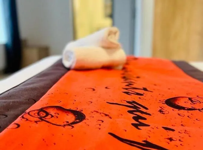 Hotel Au Coeur Des Bulles Loches-sur-Ource